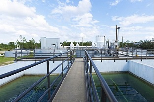 污水排放總磷超標怎么辦？（你需要CLGX12?高效除磷劑）